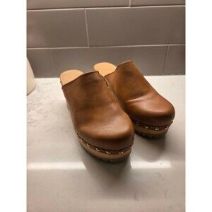 Madden girl womens clogs size 10